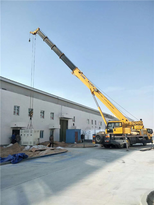 京口区“超载就喊停”—— 吊车的 “重量保镖” 技术